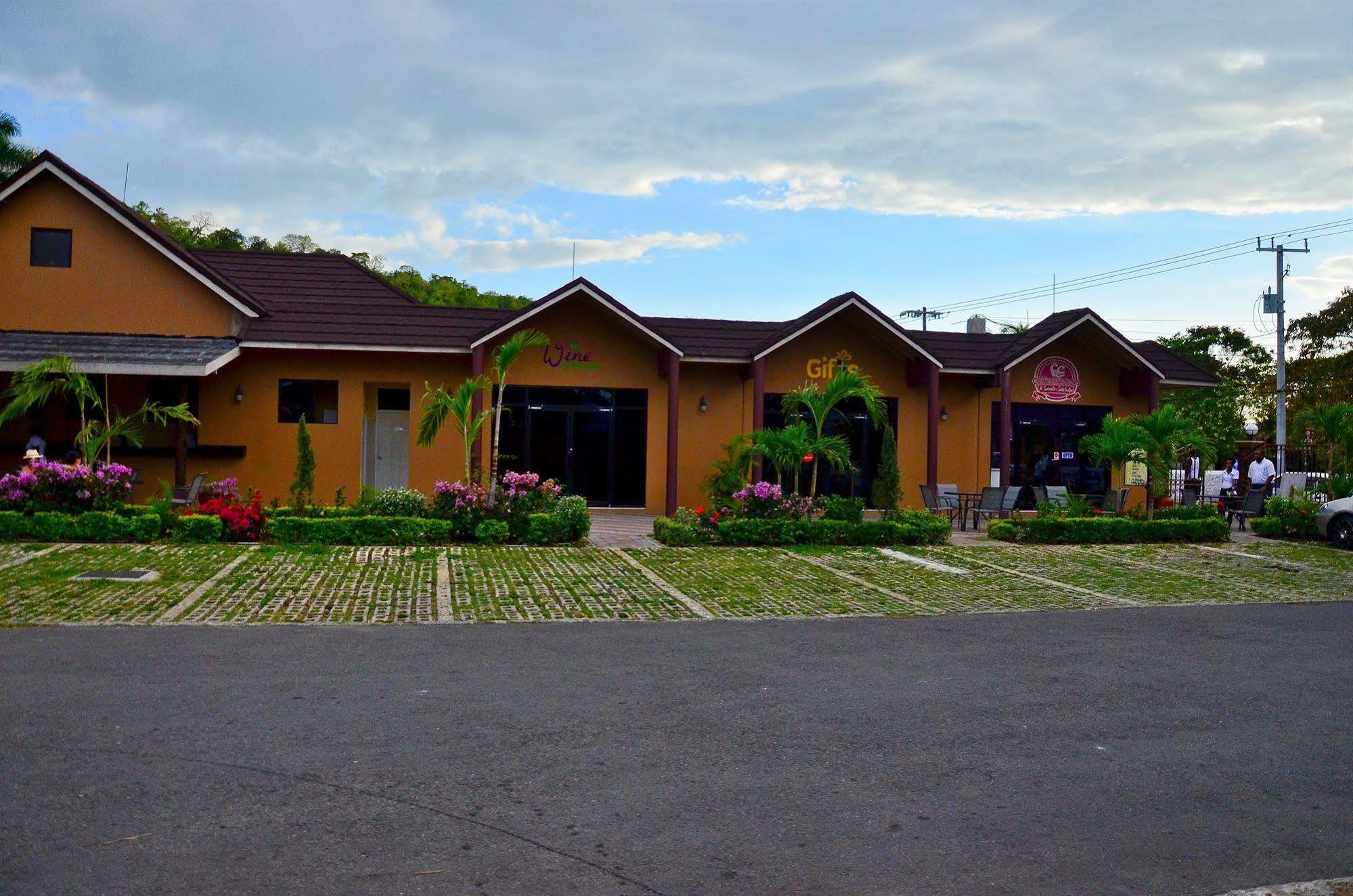 Donway, A Jamaican Style Village Montego Bay Exterior foto